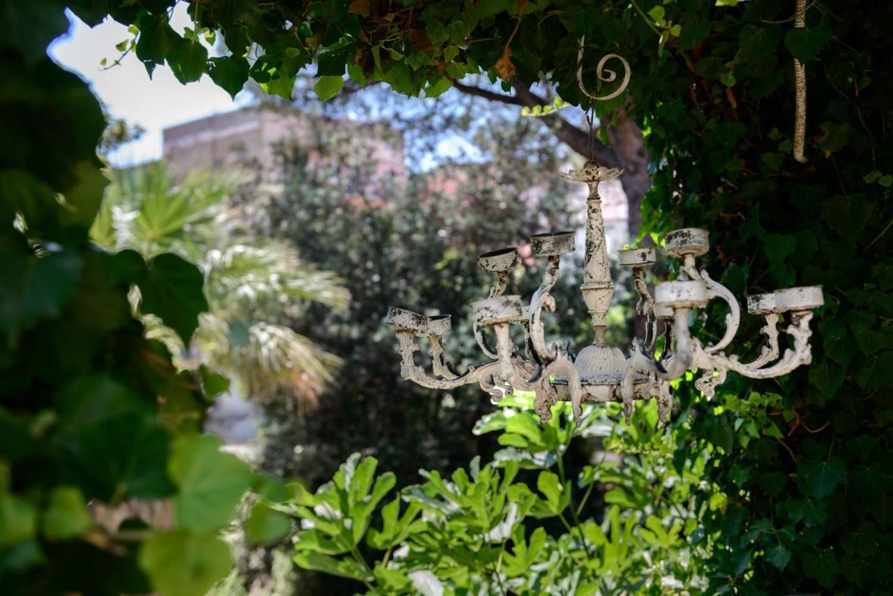 Giardino Segreto Bed & Breakfast Наполи Екстериор снимка
