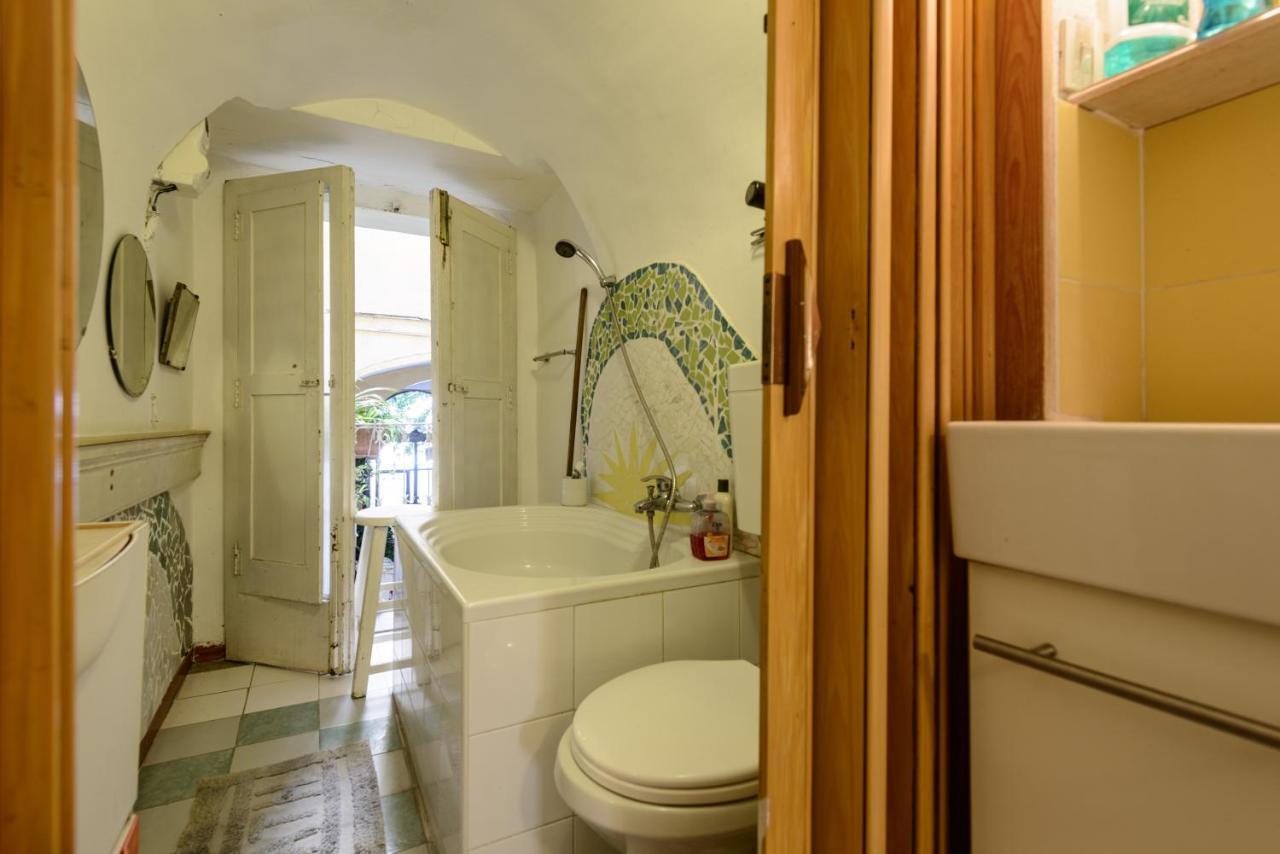Giardino Segreto Bed & Breakfast Наполи Екстериор снимка