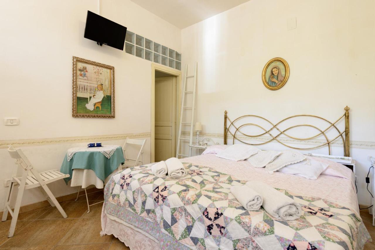Giardino Segreto Bed & Breakfast Наполи Екстериор снимка